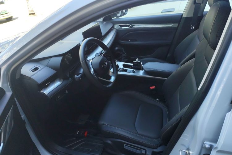 GEELY Emgrand L HiP 2025 car image #19