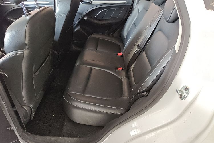 MG ZS 2018 imagen de coche #19