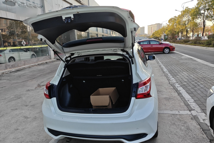 日产 骐达TIIDA 2018 汽车图片 #19