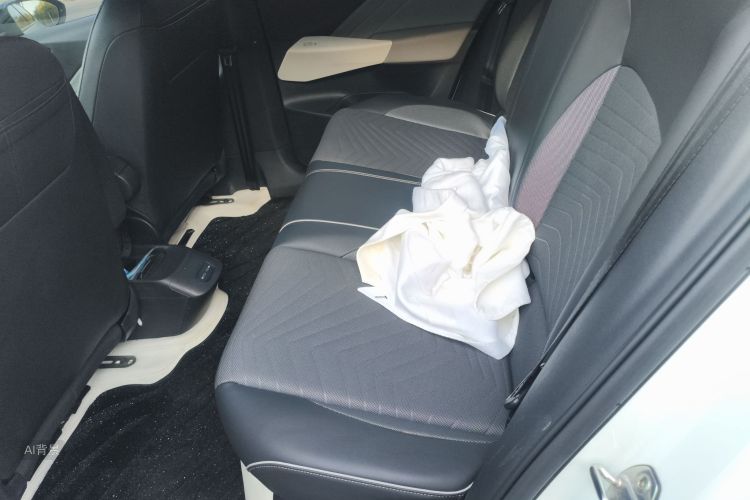 Volkswagen ID.3 2024 immagine di auto #19