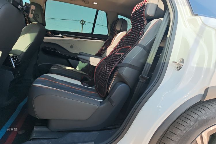 Volkswagen ID.6 Crozz 2022 immagine di auto #19