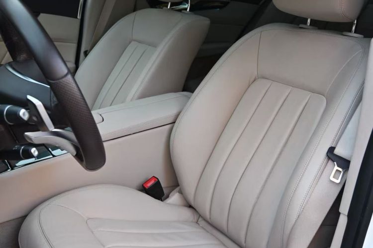 Mercedes-Benz CLS Class 2017 car image #19