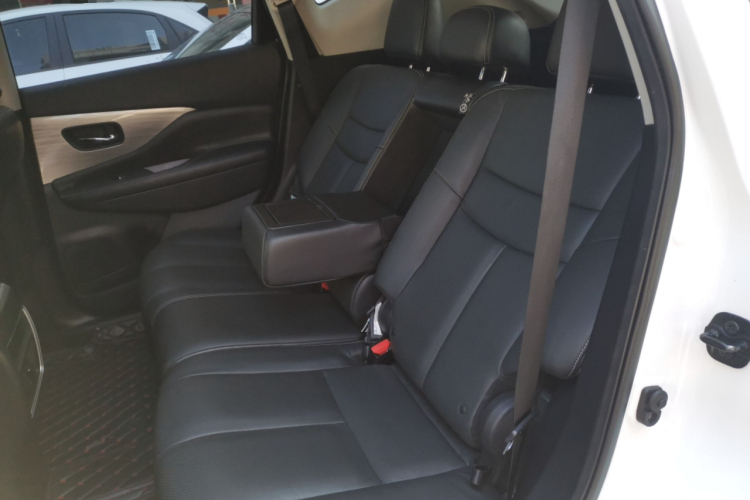 Nissan Murano 2021 изображение автомобиля #19