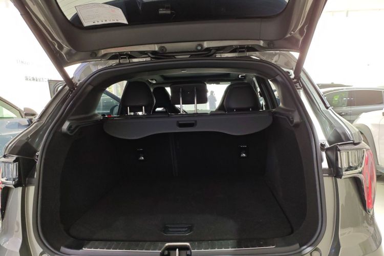 Lynk & Co 01 EM-P 2022 #19 Lynk & Co 01 EM-P 2022 car image #19