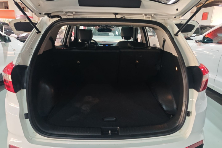Hyundai ix25 2015 #19 Hyundai ix25 2015 car image #19