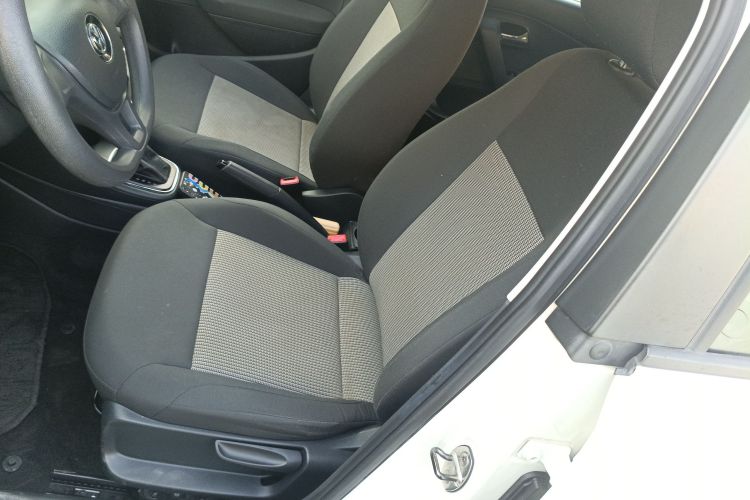 Polo 2018 immagine di auto #19