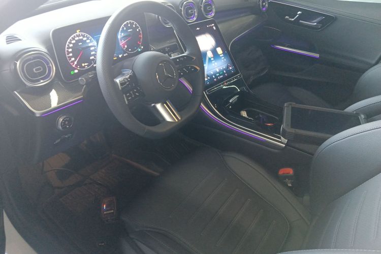Mercedes-Benz C Class 2025 car image #19