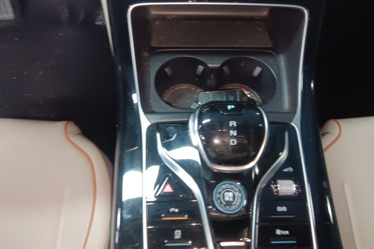 BYD Qin Plus 2024 car image #19