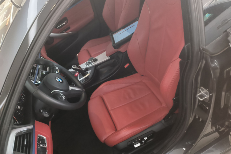 BMW 4 Series 2019 car image #19