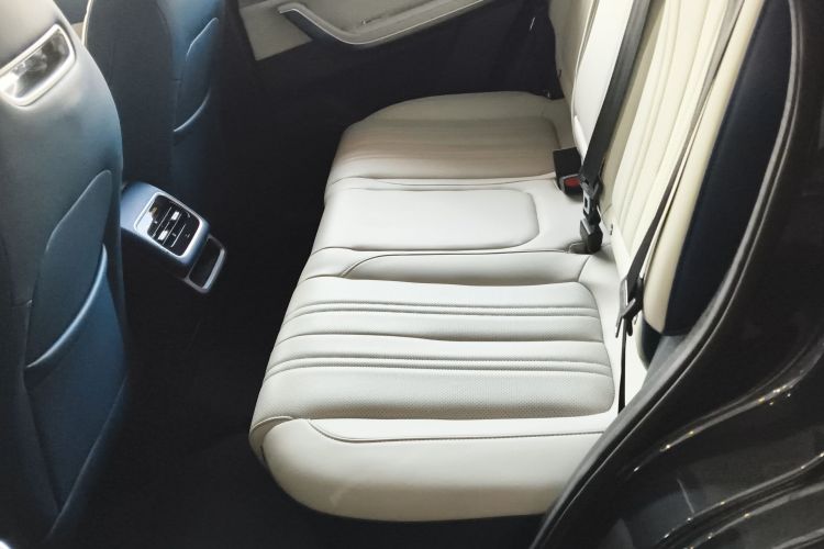 Exceed Chasing Wind C-DM 2023 #19 Exceed Chasing Wind C-DM 2023 car image #19