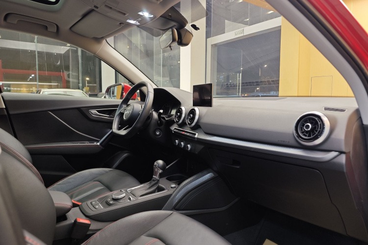 奥迪Q2L 2022 汽车图片 #19