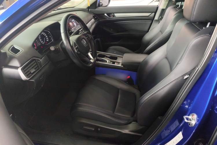 Honda Accord 2019 car image #19