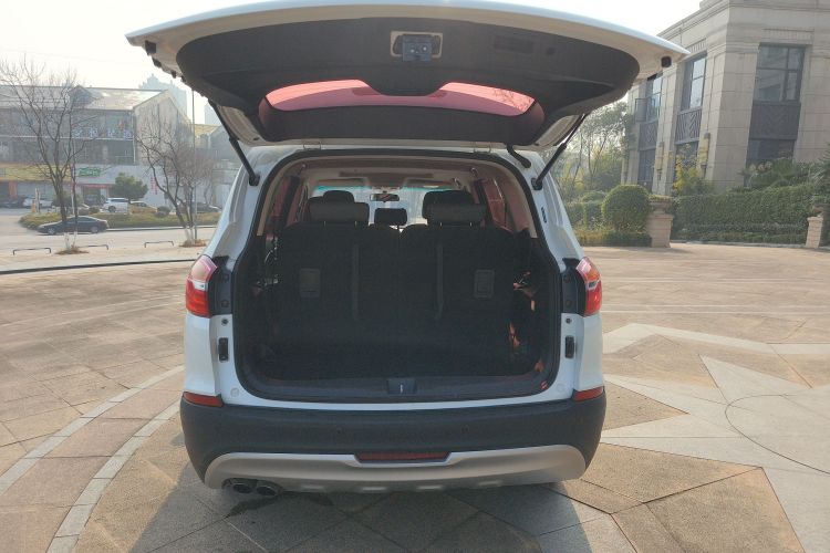 SWM X7 2018 imagen de coche #19