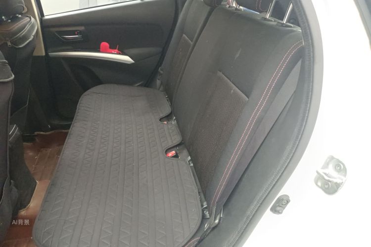 Suzuki S-Cross 2014 صورة سيارة #19