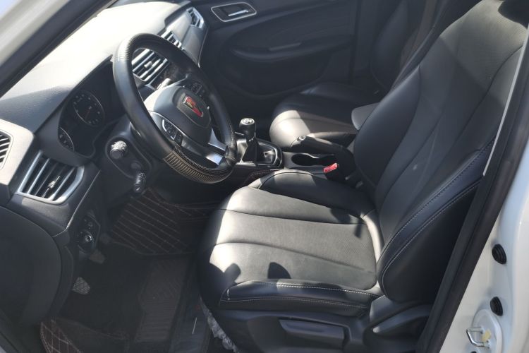 Roewe i5 2019 #19 Roewe i5 2019 car image #19