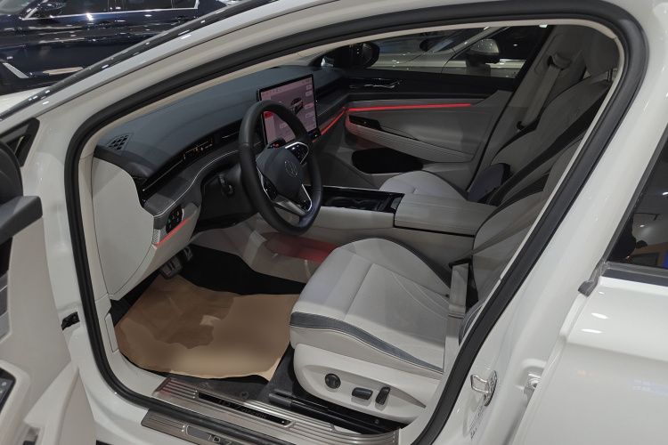 Volkswagen ID.7 Vizzion 2023 car image #19