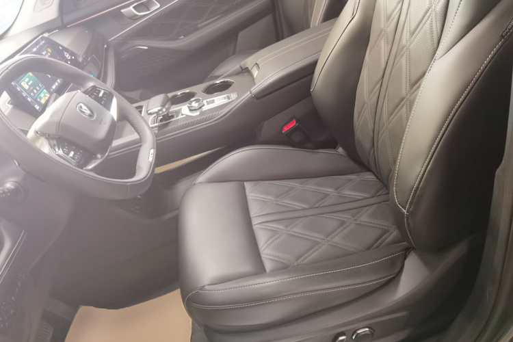 Changan UNI-K iDD 2025 #19 Changan UNI-K iDD 2025 car image #19