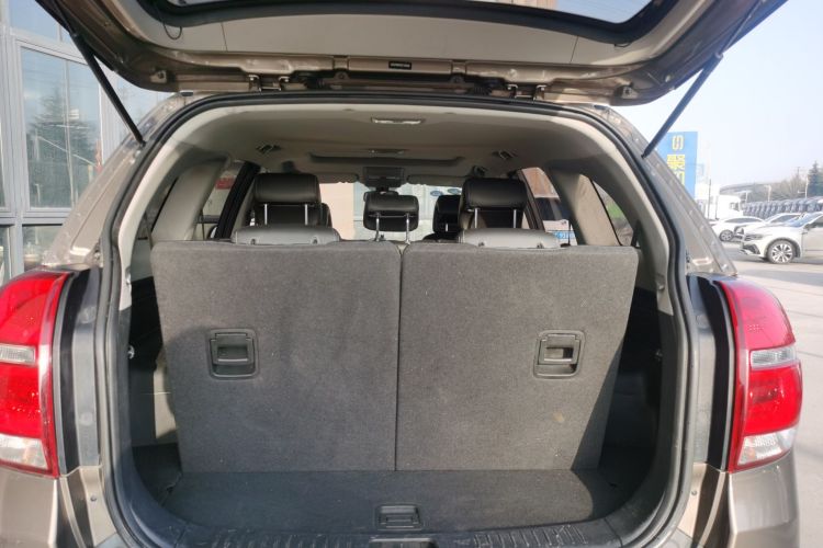 Chevrolet Captiva 2016 car image #19