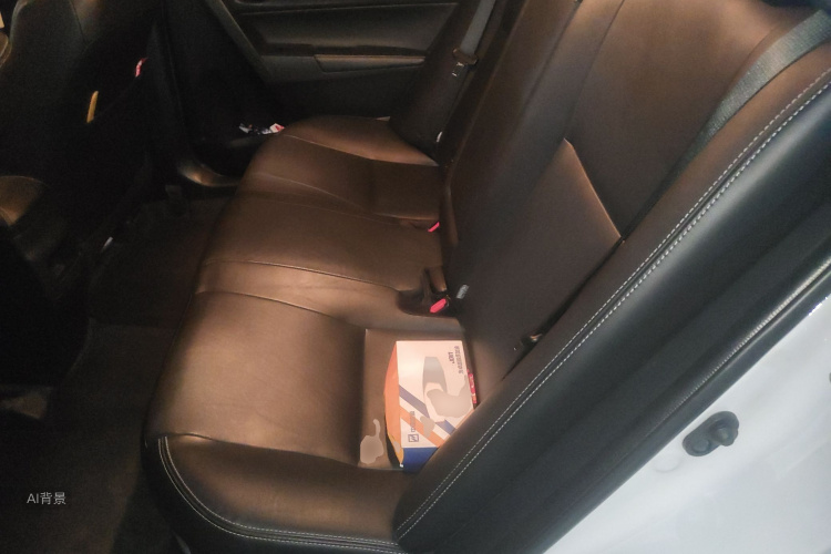 Toyota Corolla Hybird E+ 2019 immagine di auto #19