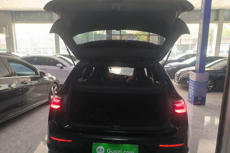 Volkswagen GolfGTI 2022 #19 Volkswagen GolfGTI 2022 immagine di auto #19