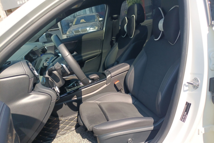 Mercedes-Benz A Class 2021 car image #19