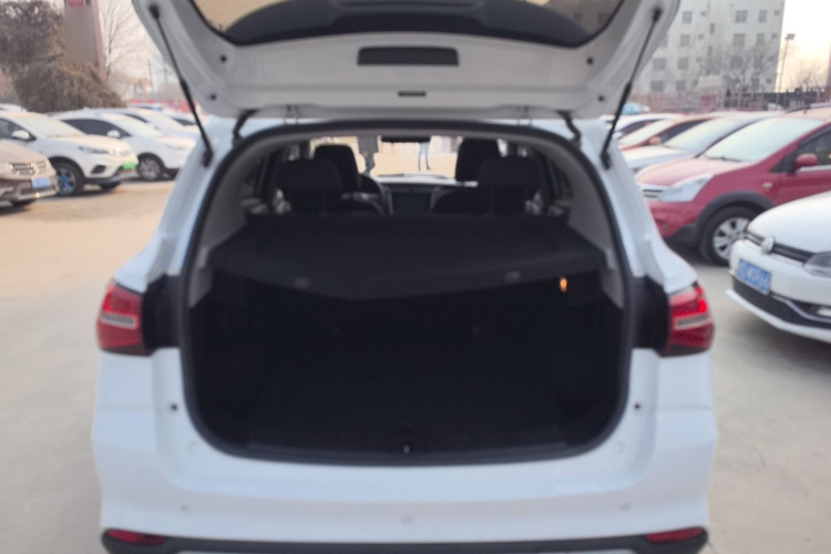 Roewe RX3 2021 изображение автомобиля #19