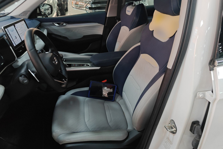 Preface 2024 immagine di auto #19