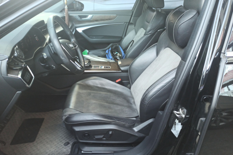 Audi A6L New Energy 2022 car image #19