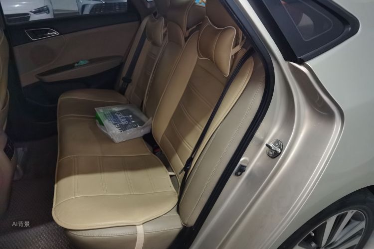 Hyundai Mistra 2015 car image #19