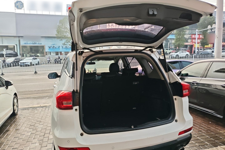 Haval M6 2017 car image #19