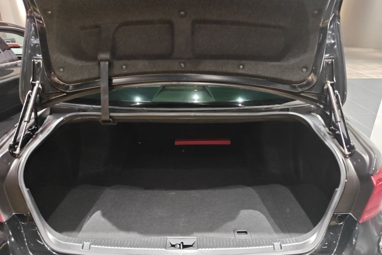 丰田 皇冠 2017 汽车图片 #19