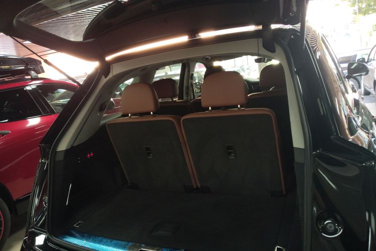 Audi Q7 2021 image de voiture #19