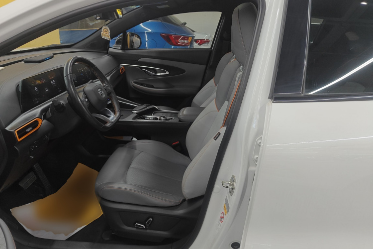 Changan UNI-T 2022 car image #19