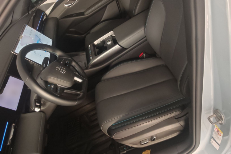 BYD Qin L 2025 car image #19