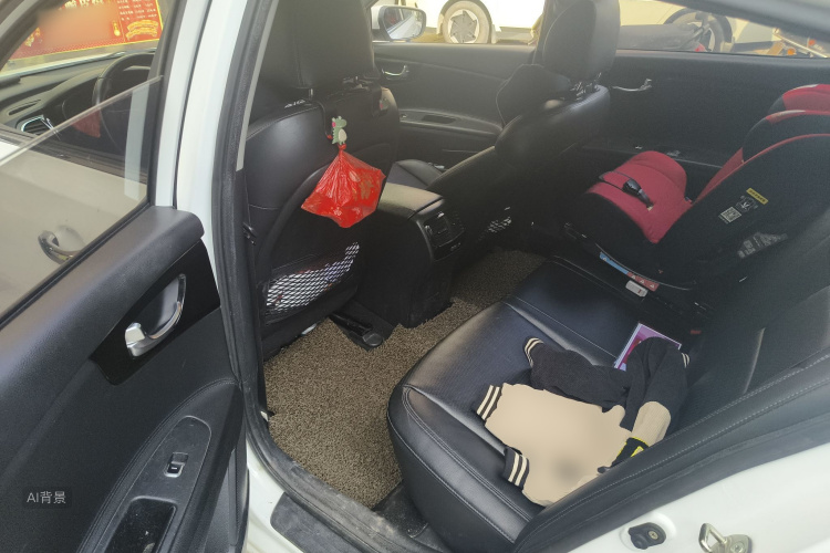 起亚 起亚K4 2015 汽车图片 #19