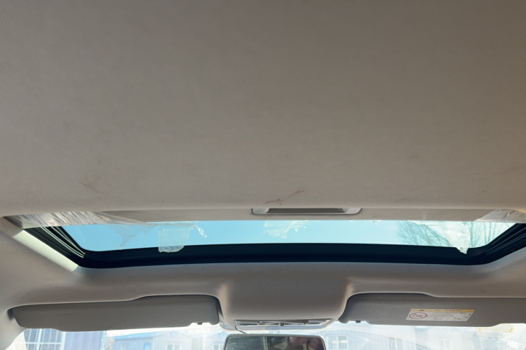 Skoda Rapid 2018 car image #19