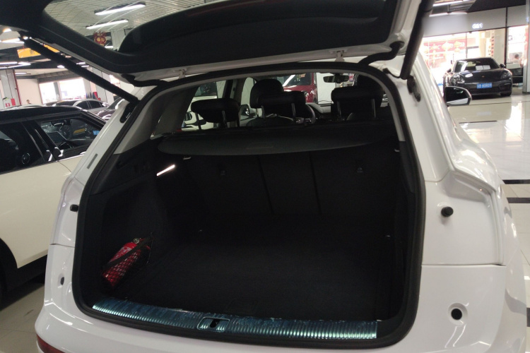 Audi Q5L 2019 #19 Audi Q5L 2019 car image #19