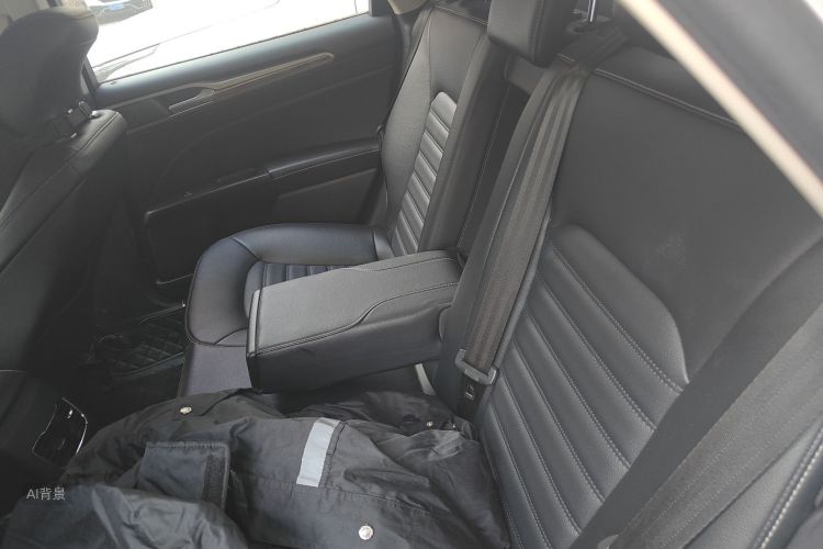 Ford Mondeo 2021 #19 Ford Mondeo 2021 car image #19