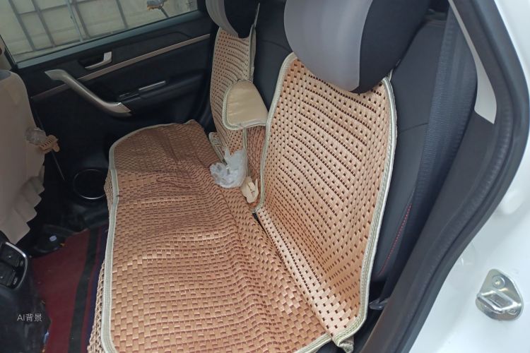 Haval M6 2020 #19 Haval M6 2020 صورة سيارة #19