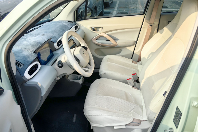 零跑汽车 零跑T03 2024 汽车图片 #19