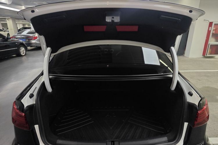 Audi S3 2018 صورة سيارة #19