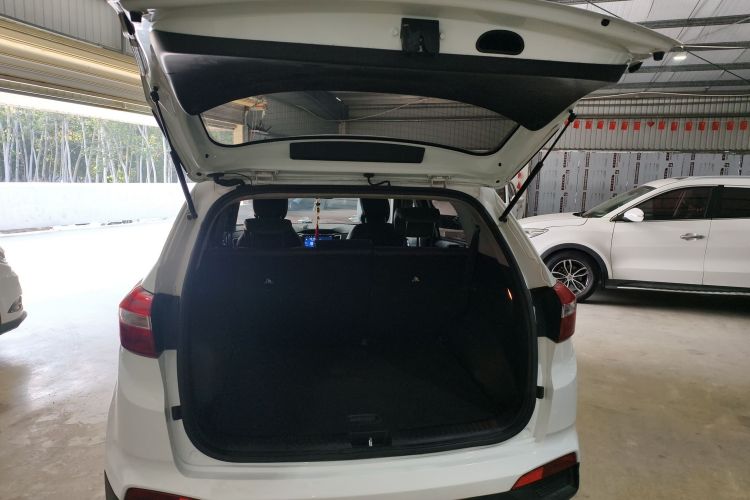 Hyundai ix25 2016 car image #19