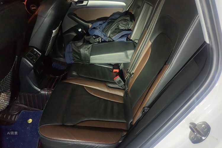 Audi Q5 2018 صورة سيارة #19