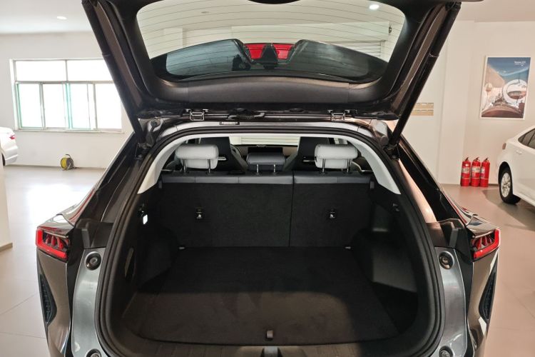 Changan UNI-Z PHEV 2024 #19 Changan UNI-Z PHEV 2024 car image #19