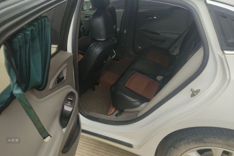 Chevrolet Malibu XL 2018 immagine di auto #19