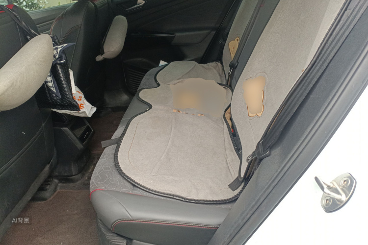 Volkswagen ID.4 X 2021 immagine di auto #19