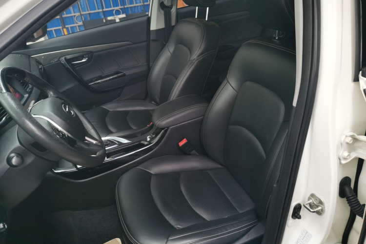 GAC Trumpchi GA6 2019 immagine di auto #19