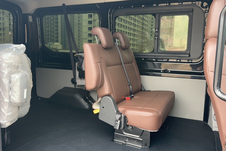 Ford Transit T8 2024 #19 Ford Transit T8 2024 car image #19