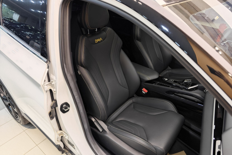 GEELY Coolray 2024 car image #19