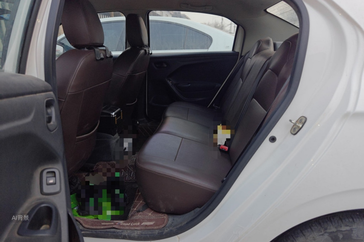 Peugeot 301 2016 car image #19